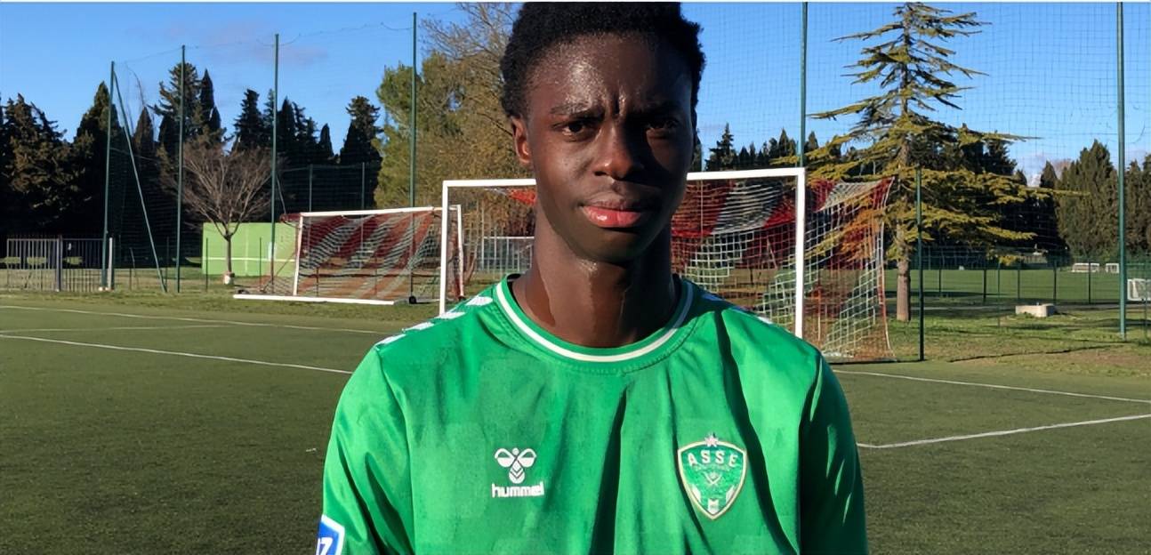 国米看上17岁法国中场天才新星，人称新博格巴，德甲豪强也来抢人